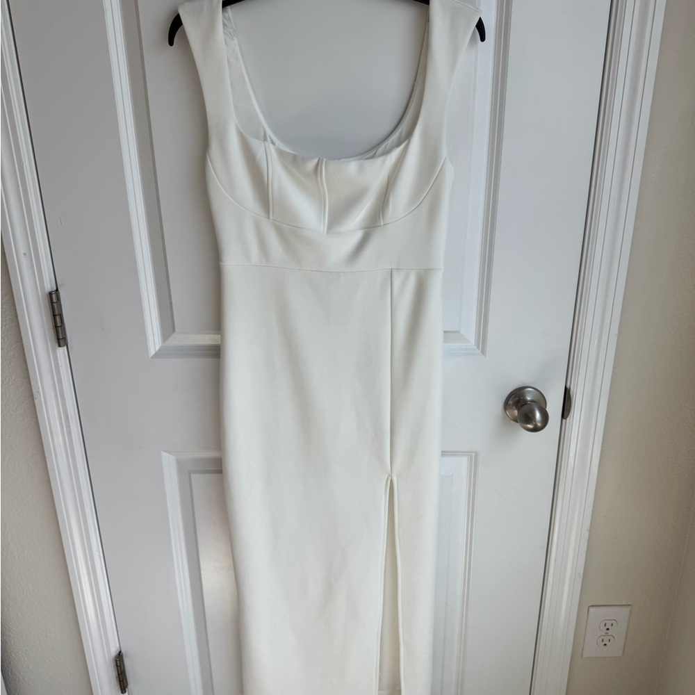 Hello Molly White Midi Dress - Picture 3 of 6